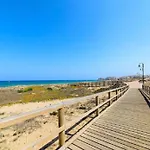 With Pool & Balcony Less Than 10min Walk To La Mata Beach! Daire Torrevieja