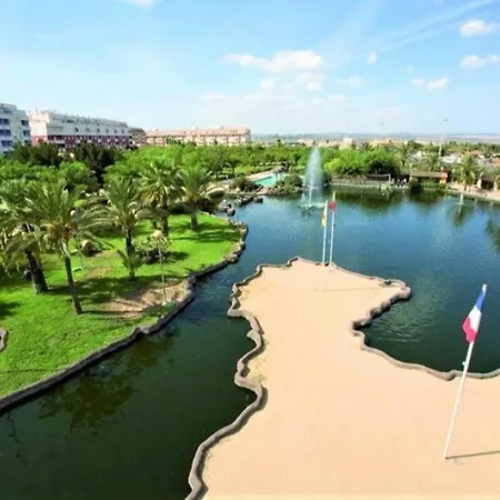 Apartment With Pool & Balcony Less Than 10min Walk To La Mata Beach! Torrevieja