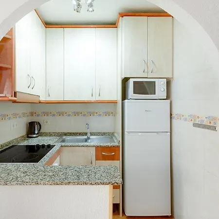 With Pool & Balcony Less Than 10min Walk To La Mata Beach! Torrevieja