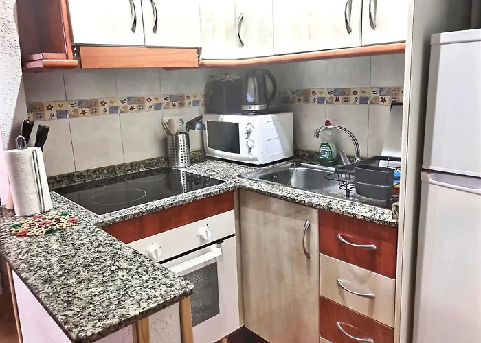 With Pool & Balcony Less Than 10min Walk To La Mata Beach! *