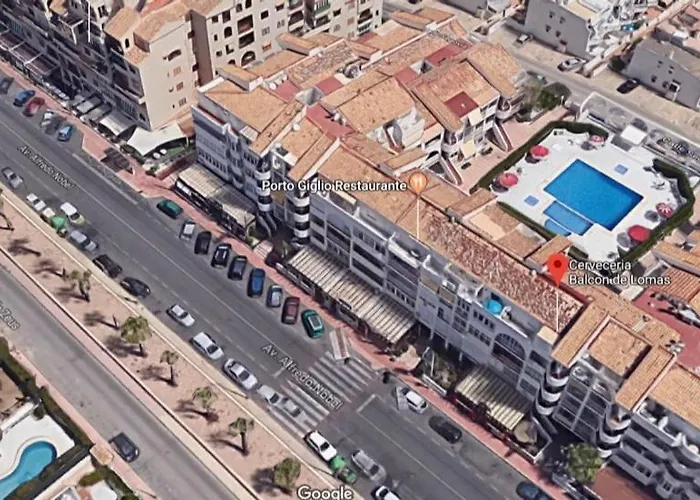 With Pool & Balcony Less Than 10min Walk To La Mata Beach! Appartement *