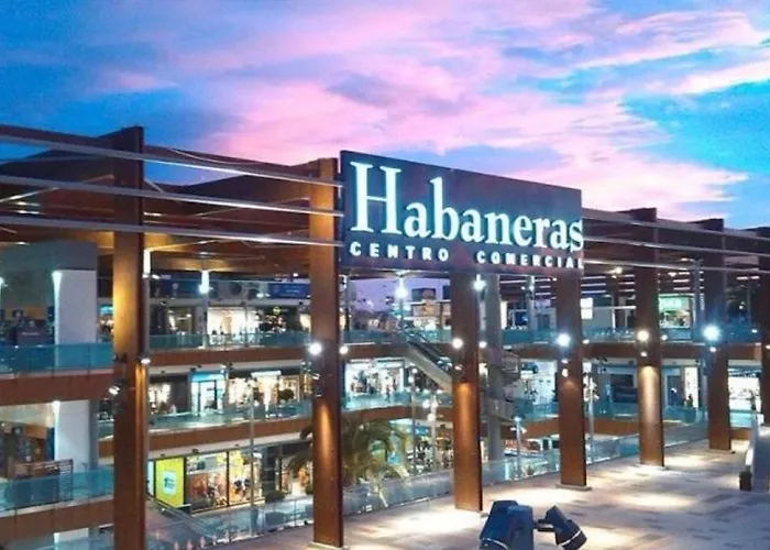 With Pool & Balcony Less Than 10min Walk To La Mata Beach! *