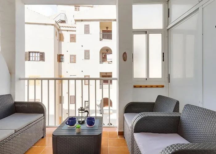With Pool & Balcony Less Than 10min Walk To La Mata Beach! Appartement *